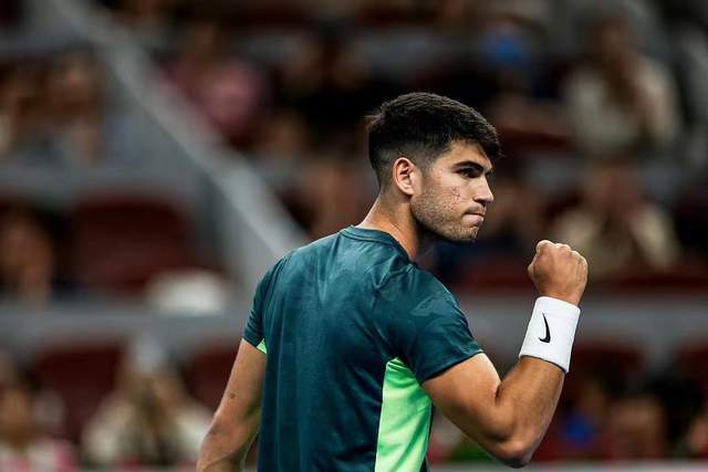 HKA血洗DRX，Canyon关键团战开团秒人强强对话成都决赛之夜，强势挺进下一轮