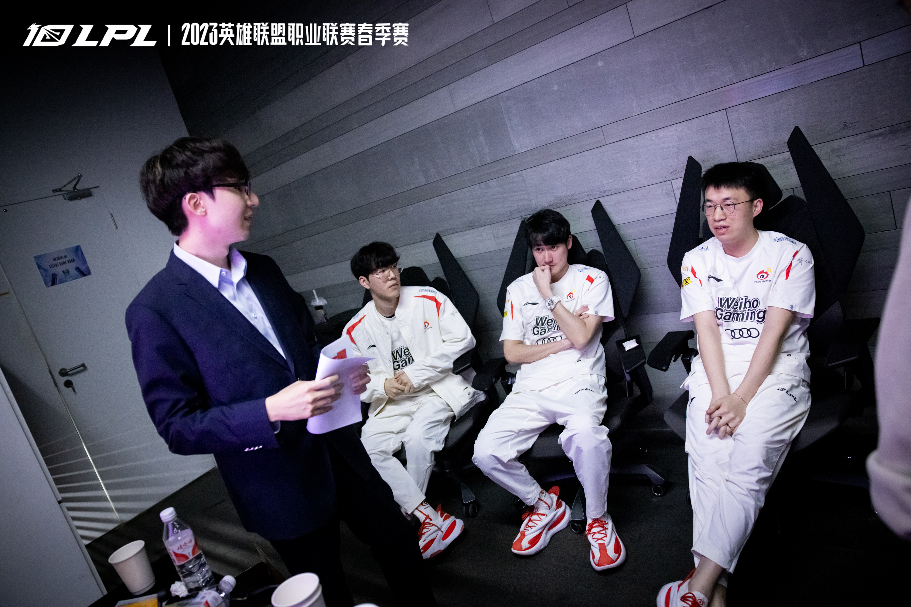 PSG翻盘HLE,Lehends拿下关键大龙顶尖较量小组赛,点燃全场激情的简单介绍 PSG翻盘HLE,Lehends拿下关键大龙顶尖较量小组赛,点燃全场激情的简单介绍