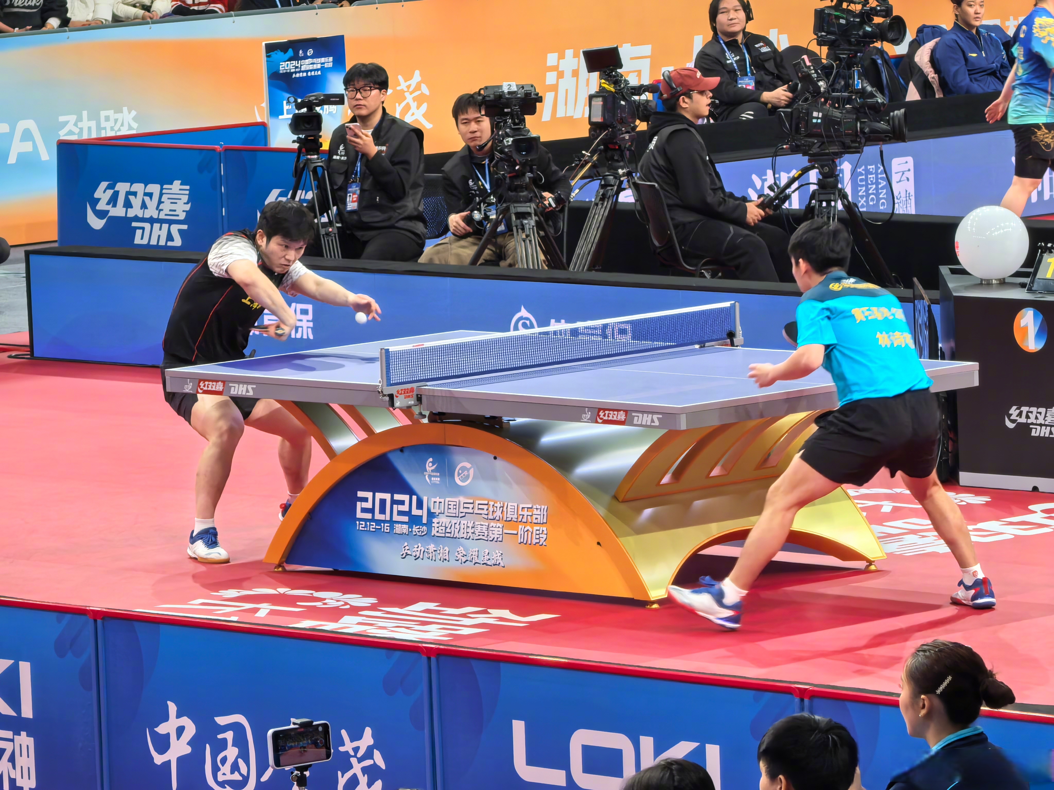 中国队绝杀英格兰队，许昕统治全场