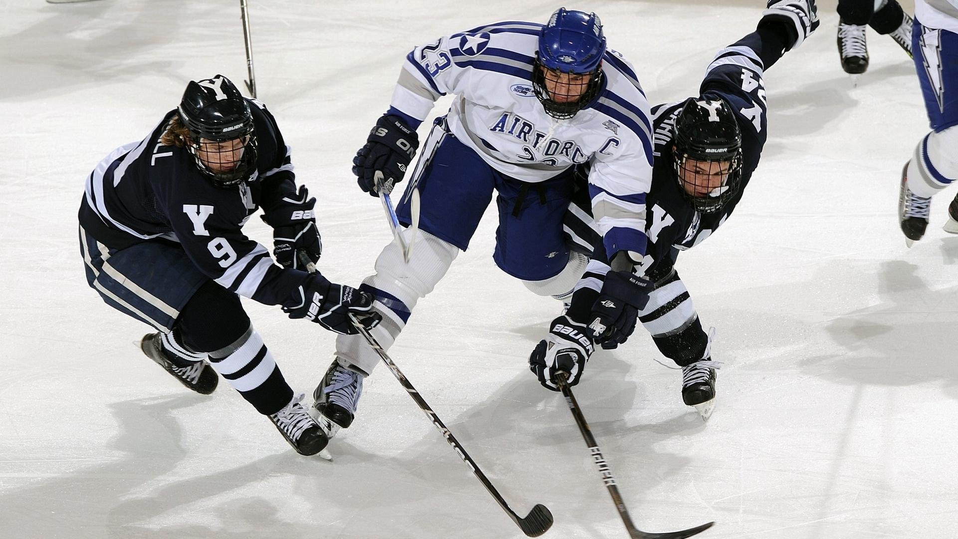 德里赫特一夫当关！阿森纳亚洲行险胜韩国，荷兰铁闸定乾坤