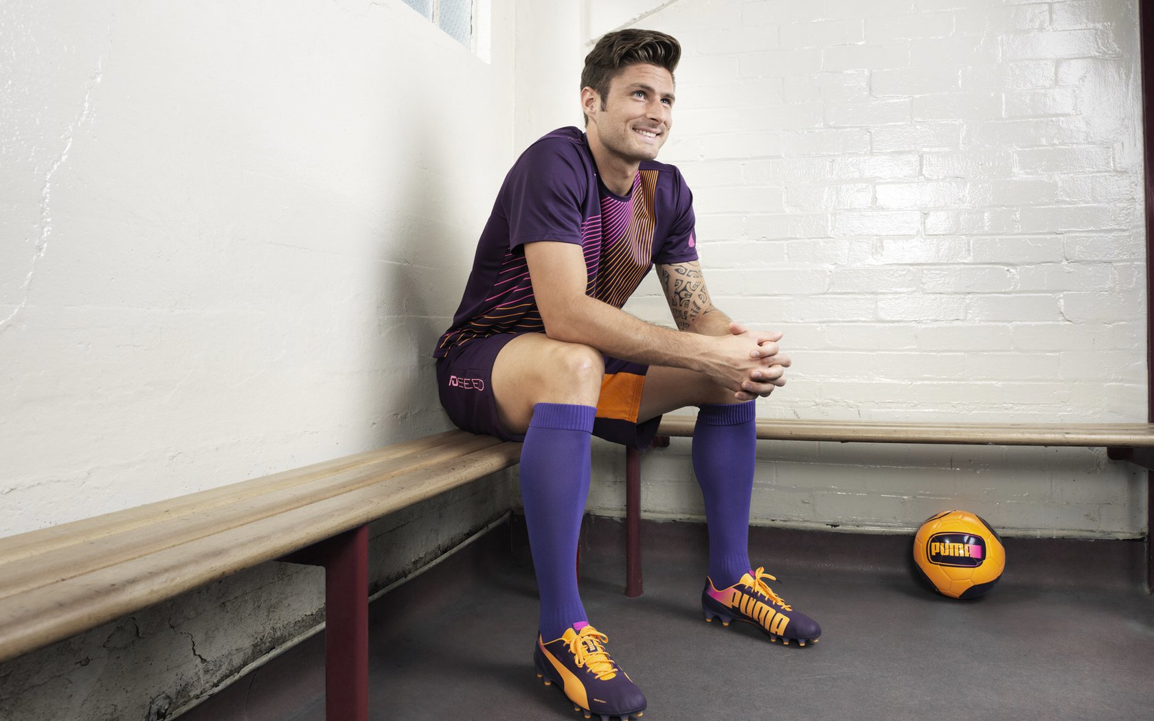 开云体育登录-绝杀之夜！阿尔瓦雷斯化身手术刀，摩纳哥生死战刺穿尼斯心脏