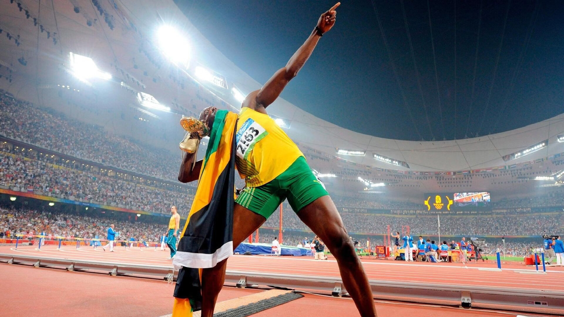 开云体育在线-冰与火的对决，瑞士铁骑碾碎北非之狐，穆勒一剑封喉定乾坤